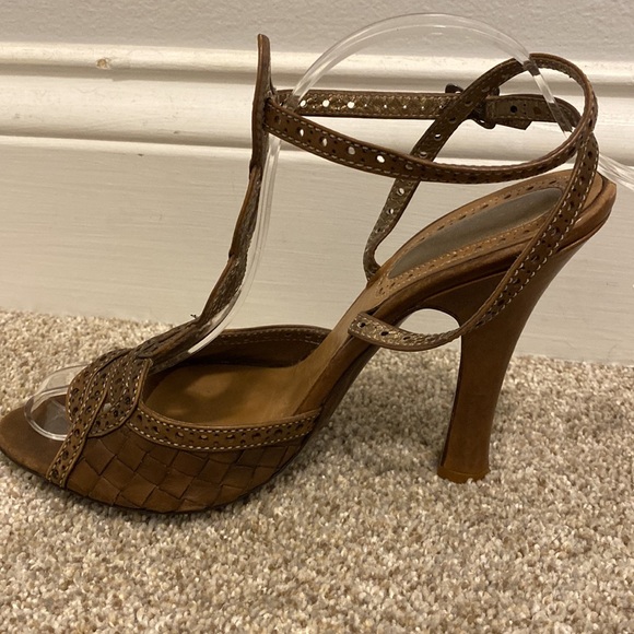 Bottega veneta ankle wrap t-strap sandals. Size 39 - Picture 3 of 16